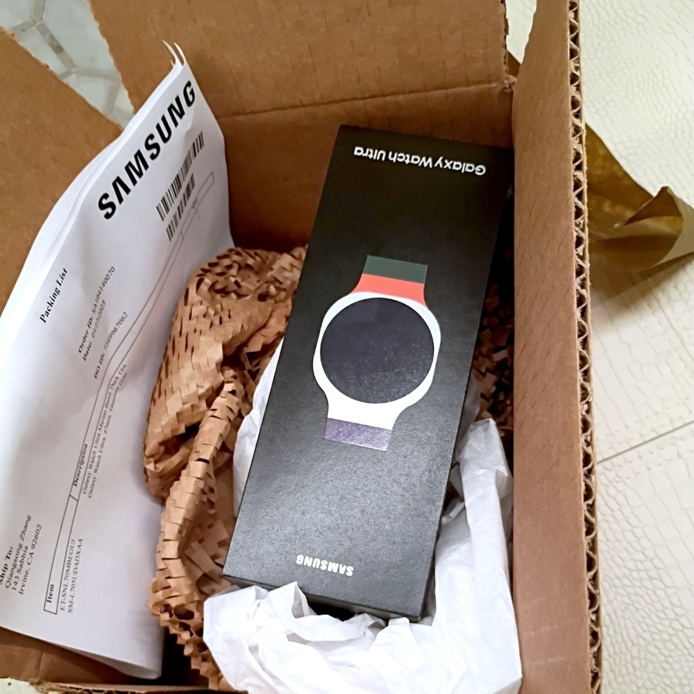Galaxy Watch Ultra 47mm Titanium Gray | Bluetooth / Wifi + 4G LTE | Wifi +4G LTE